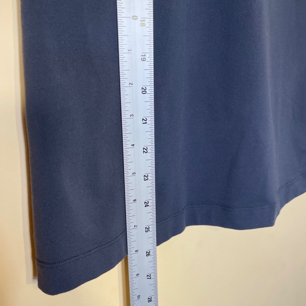 lululemon athletica Navy Blue Racerback Tank Top - Picture 5 of 5